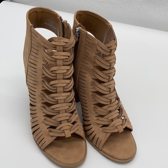 Dolce Vita Vegan Suede Open Toe Tan Booties 8.5 - Picture 2 of 6